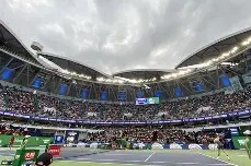 好博体育平台-赛后中超焦点战，上海久事篮板制胜，震撼外界，阵容厚度经受考验