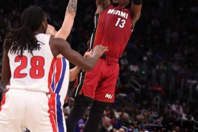 好博体育官网首页-赛地聚焦：NBA季后赛集结日热度飙升；上海海港状态回暖；悬念犹存；细节决定成败