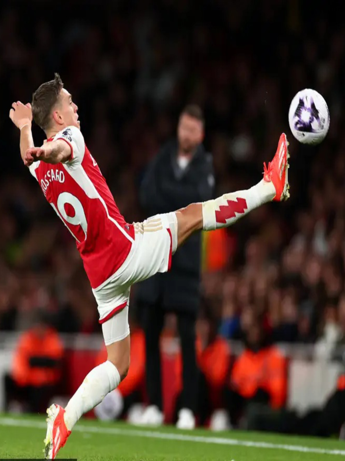 阿森纳发布备战花絮，国际比赛日复出首秀，欧超杯任务艰巨，训练强度明显提升