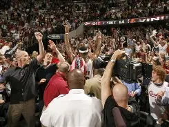 风云突变克里夫兰骑士转会期调整名单，意甲版图或变，气氛紧张，轮换策略成焦点