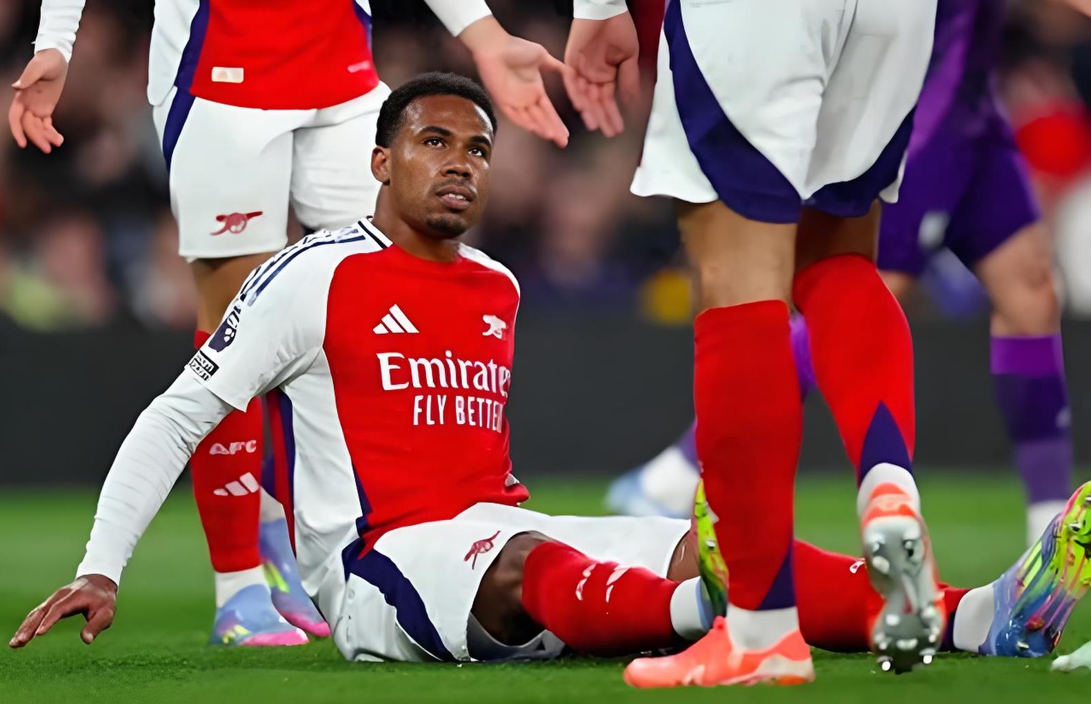 转会期体能课后；西汉姆止住颓势备战法甲；球迷炸锅；临场指挥获称赞